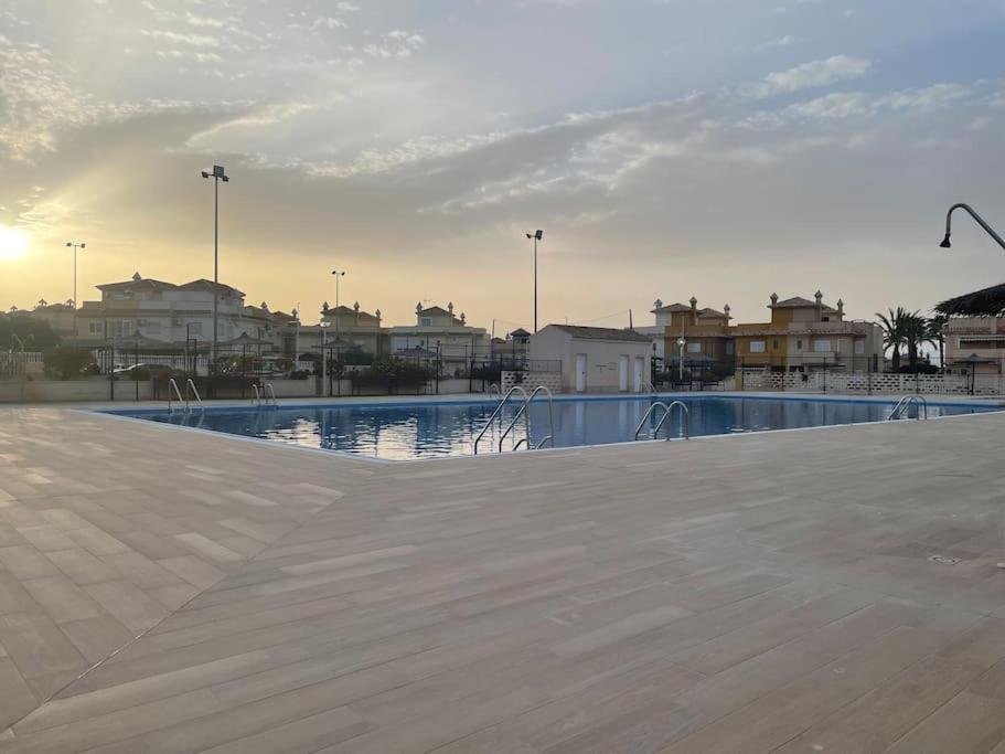 Lovely Holiday Home Santa Pola,Gran Alacant Eksteriør billede