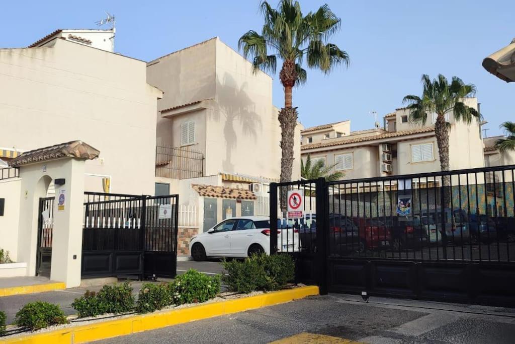 Lovely Holiday Home Santa Pola,Gran Alacant Eksteriør billede